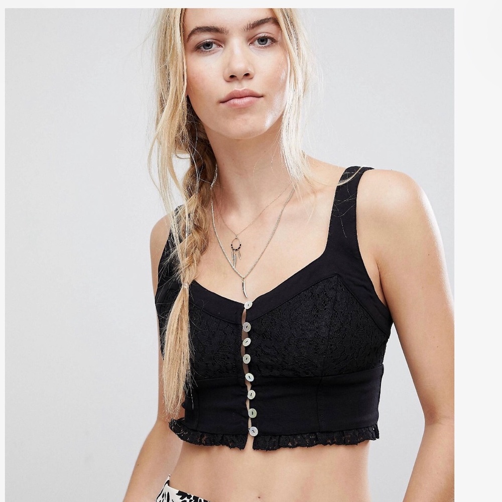 🏷 Free People Here|Go Buttoned Crop Top